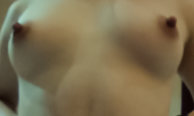 女上位，像脱缰的小野马尽情驰骋